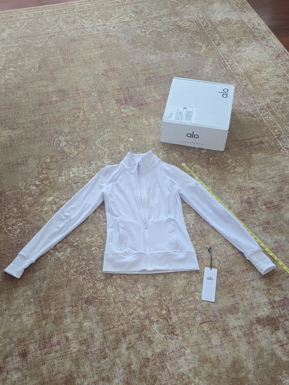 ALO Yoga Contour Jacket - White